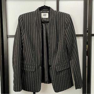 𝅺[4] Vera Moda Black & White Pinstriped Structured Blazer Women’s Career Wear